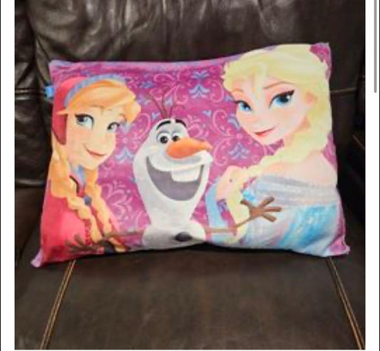 Frozen Pillowcase with Elsa, Anna & Olaf – Kids Bedding