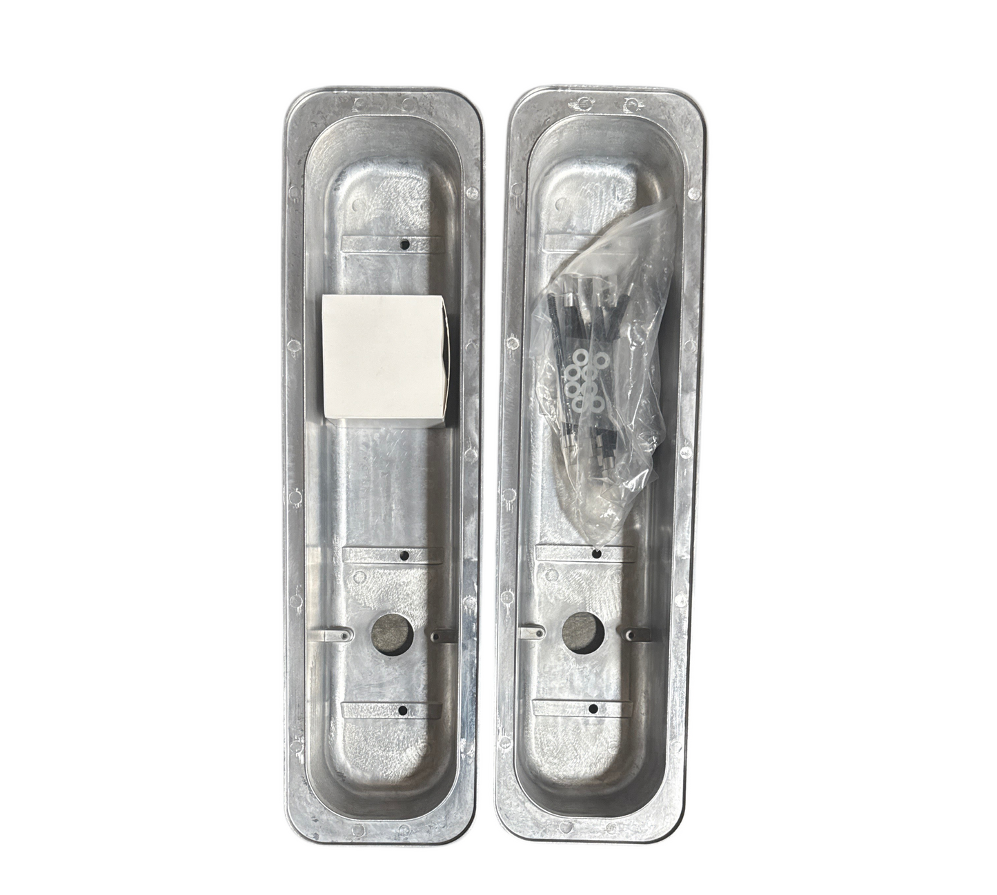 Polished Aluminum Finned Valve Covers – Short Style, Center Bolt
