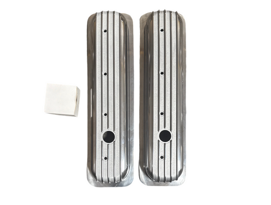 Polished Aluminum Finned Valve Covers – Short Style, Center Bolt