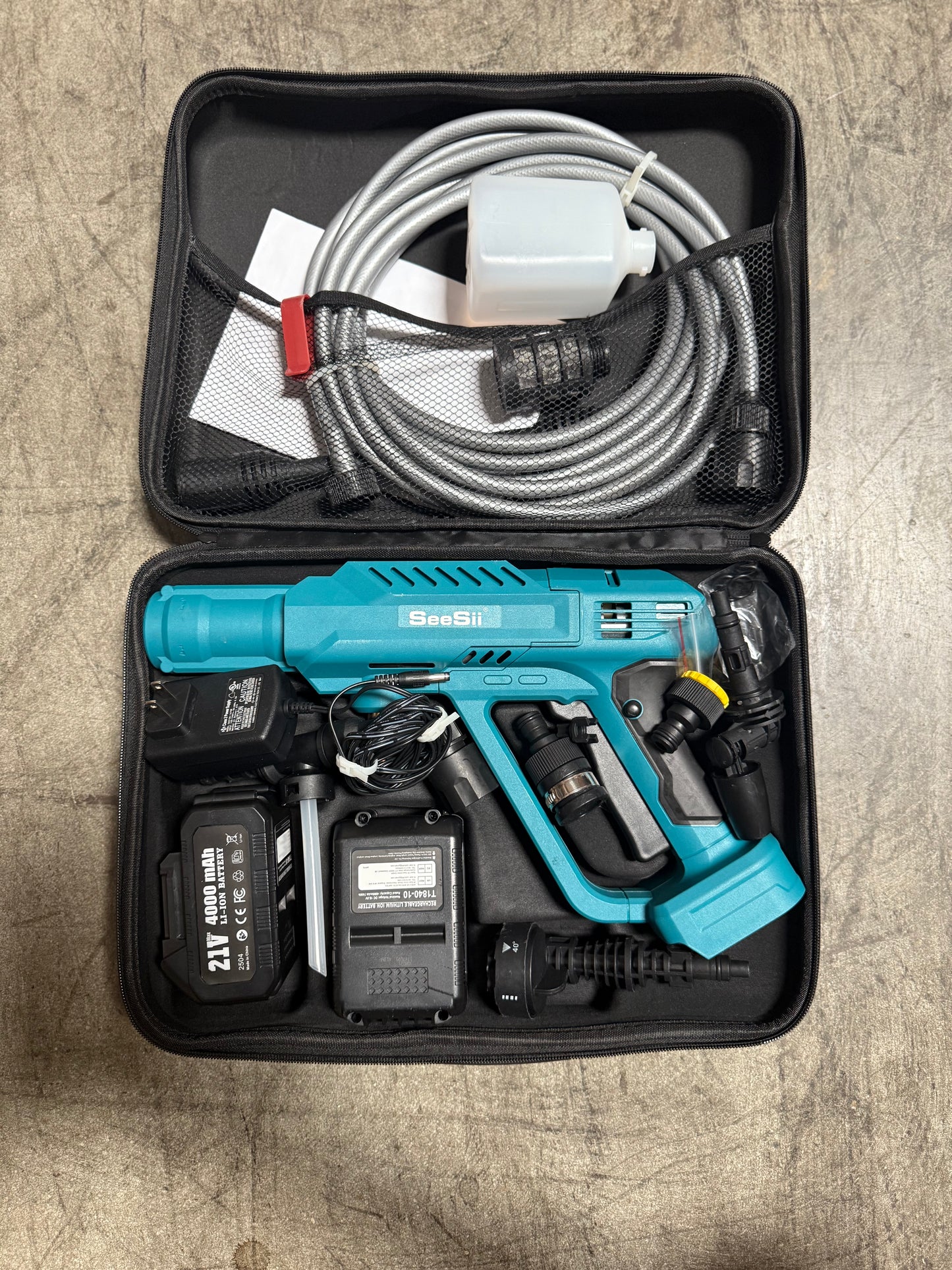 Seesii Cordless Pressure Washer Kit, 21V Portable Power Cleaner with 4000mAh Battery, 6-in-1 Nozzle, Hose, Foam Pot & Carry Case – High Pressure for Car, Fence, Driveway & Patio Washing