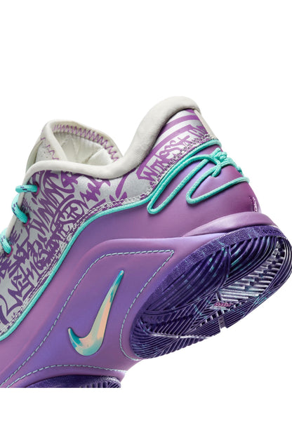 LEBRON XXII “MOGUL”