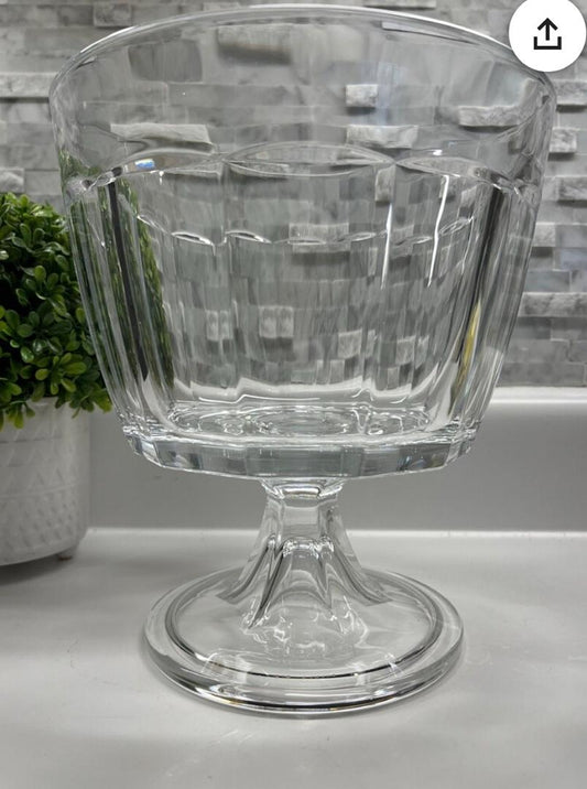 Crystal Glass Pedestal Bowl – Dessert or Candy Dish